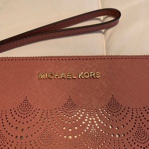 Michael Kors Bags - Michael Kors zipped pouch Michael Kors Bags - Michael Kors zipped pouch